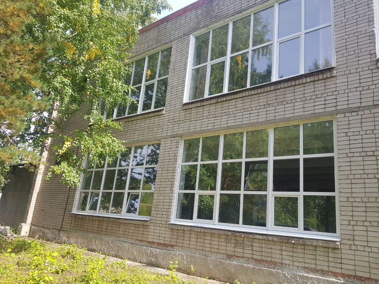 Остекление школы в Перми Стеклим-Теплим