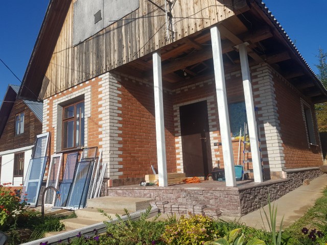 Панорамное остекление прихожей частного дома