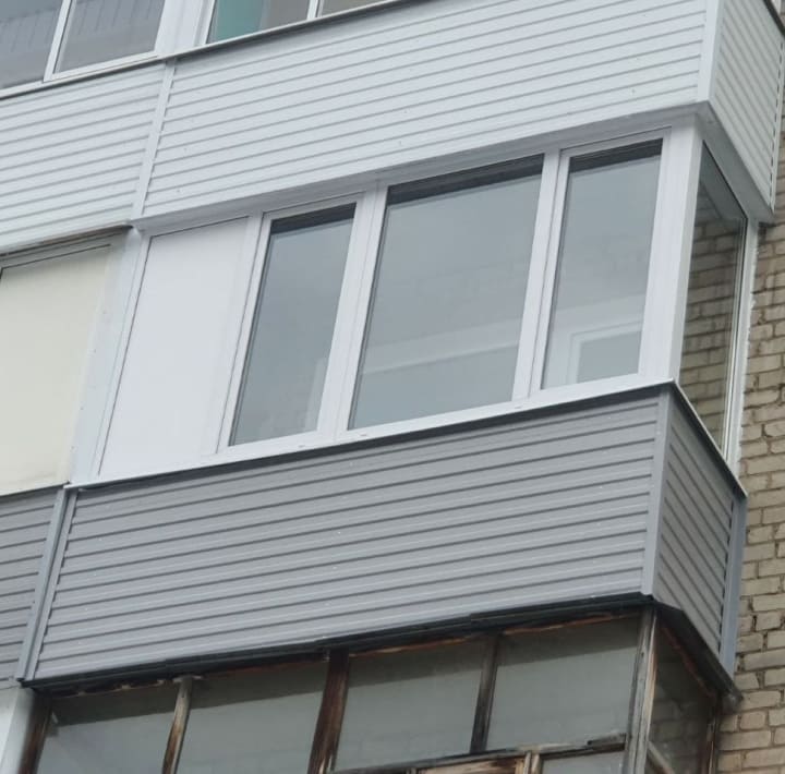 Наружная отделка балкона профлистом