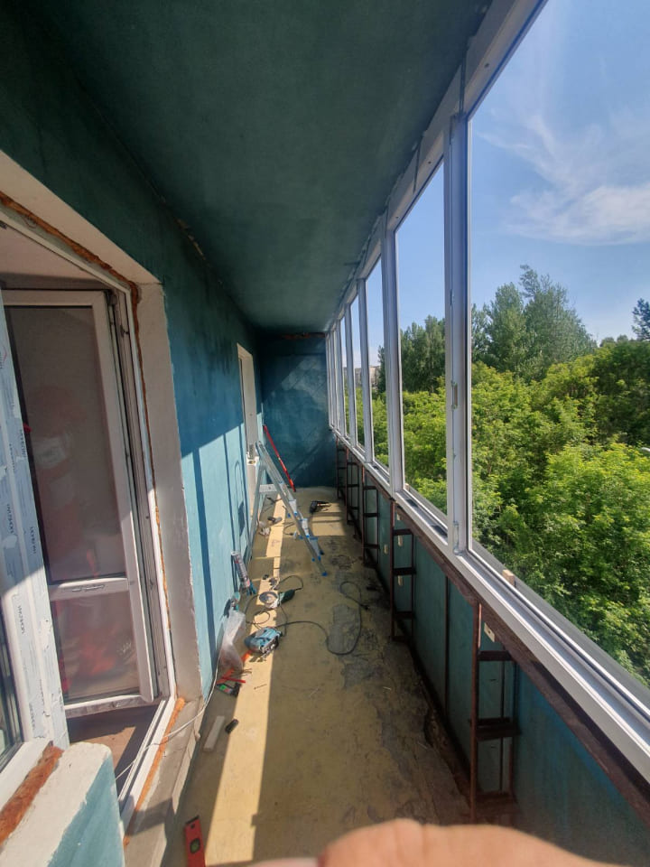 Лоджия до остекления и отделки